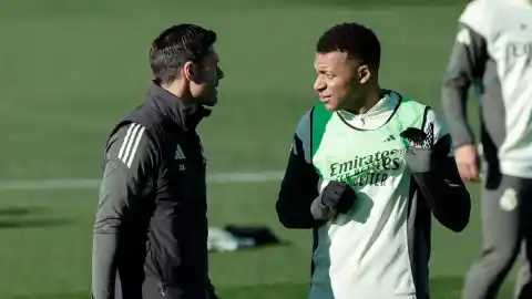 Imagen 1 de Xabi Alonso: “Si pasamos estos momentos difíciles, podemos crecer”