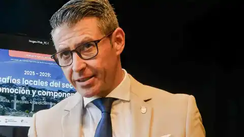 Imagen 1 de El alcalde de Almussafes pide la suspensión de militancia en el PSOE, pero no renuncia al cargo aunque el partido le exige que dimita