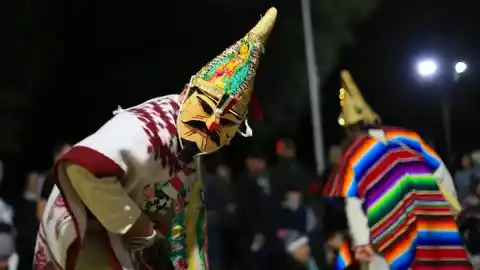 Imagen 1 de Rituales, fe, belleza, tradición mística y otras imágenes del día
