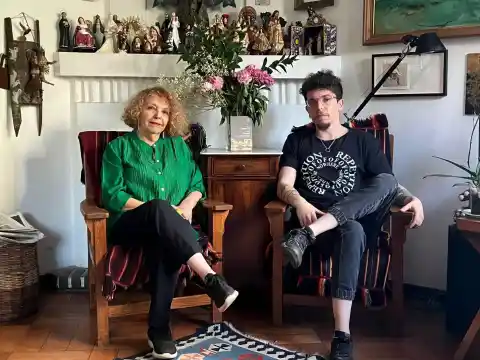 Imagen 1 de Entrevista política en torno a una mesa:  “La once nos pone en un pie de igualdad”