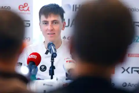 Imagen 1 de Tadej Pogacar: “Vale más la primera París-Roubaix que el quinto Tour de Francia”