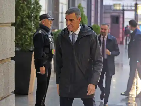 Imagen 1 de El “canibalismo interno” se extiende en el PSOE a la espera del día después de Sánchez