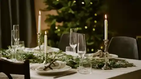 Imagen 1 de Cómo decorar y preparar la mesa de Navidad: Ikea tiene los 12 imprescindibles para sorprender a tus invitados
