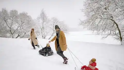 Imagen 1 de Andorra se viste de ilusión: disfruta en familia del mejor destino navideño
