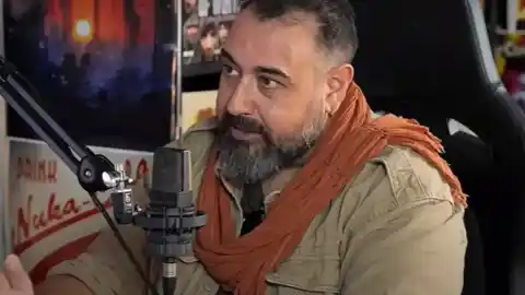 Imagen 1 de Tito Vivas, arqueólogo, sobre el Arca de Noé: "Se hicieron excavaciones y se dictaminó que era madera fosilizada"