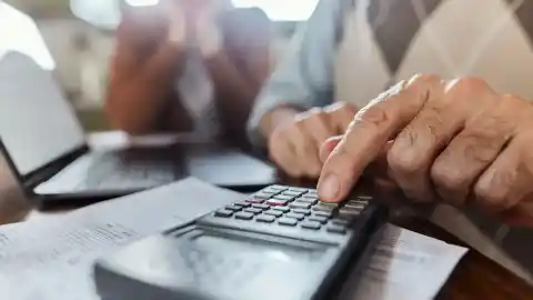 Imagen 1 de Un joven español, sobre cuánto dinero necesita para jubilarse: "500.000, no confió en el sistema de pensiones"