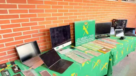 Imagen 1 de Cuatro detenidos por estafar por medio de una supuesta actividad espiritual en Cáceres