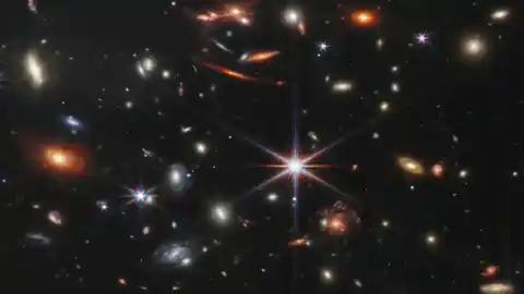 Imagen 1 de Descubren una supertierra con atmósfera y océano de magma gracias al telescopio James Webb