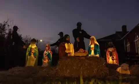 Imagen 1 de La Navidad pierde su carácter festivo: el temor al ICE ensombrece la celebración religiosa para los migrantes