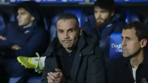 Imagen 1 de La Real Sociedad destituye a Sergio Francisco tras la derrota ante el Girona