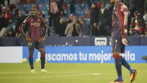 Imagen 1 de Aplazado el Levante-Villarreal ante la alerta de fuertes lluvias