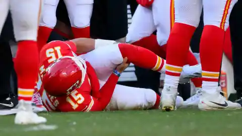 Imagen 1 de Patrick Mahomes se rompe el ligamento cruzado anterior de la rodilla y dice adiós a la temporada