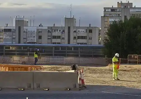 Imagen 1 de Los coches ya tienen prohibido circular por el túnel de los Yébenes y los peatones pueden cruzar sobre la A-5