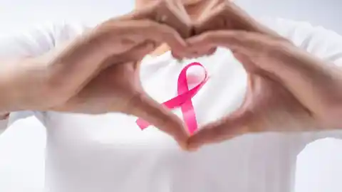 Imagen 1 de Una nueva terapia reduce a la mitad las recaídas en un cáncer de mama de mal pronóstico