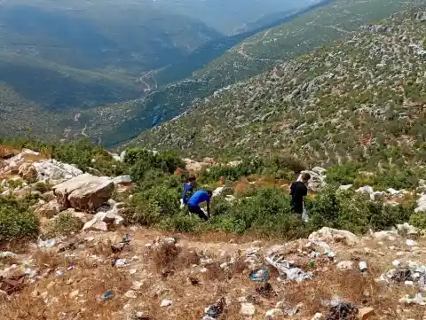 Imagen 1 de Laureles manchados de sangre en Siria: “No somos culpables de nada, salvo de querer alimentar a nuestras familias”