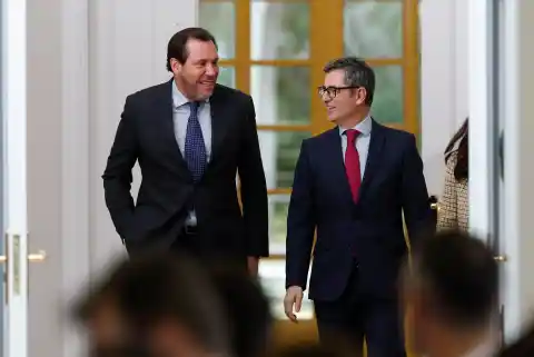 Imagen 1 de Última hora de la actualidad política, en directo | Puente carga contra Sumar por reclamar una crisis de Gobierno: “No tiene sentido un sacrificio ante el altar”