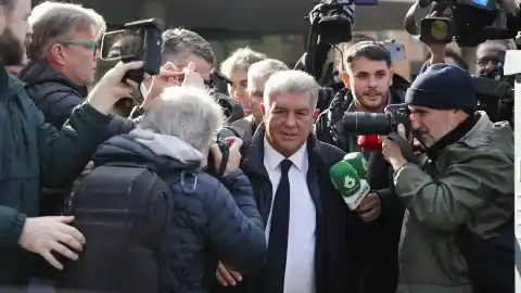 Imagen 1 de Las preguntas del Real Madrid a Laporta por el caso Negreira: "¿A qué se refiere una factura de 60.000 euros de packs de aloe vera?"