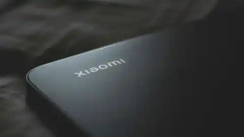 Imagen 1 de Xiaomi pone fin a la escasa autonomía de los móviles delgados con una enorme batería de 10.000 mAh