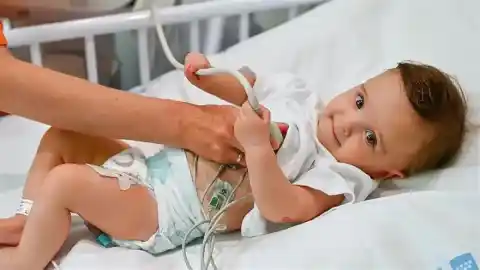 Imagen 1 de La bebé Mariami recibe el primer trasplante parcial de corazón en el Gregorio Marañón