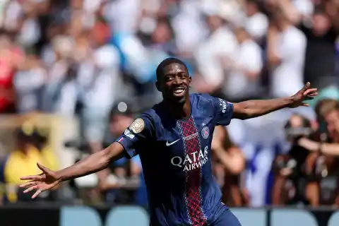 Imagen 1 de Dembélé y Aitana Bonmatí, ganadores del Premio The Best 2025 de la FIFA a los mejores jugadores del año