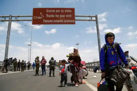 Imagen 1 de Kast gestiona con presidentes de la región un corredor humanitario para devolver a los migrantes irregulares