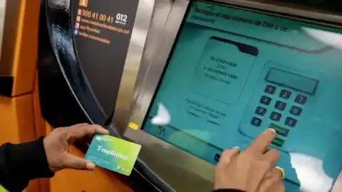 Imagen 1 de El transporte público catalán sube un 3,5% y mantiene las bonificaciones vigentes en la T-Usual y la T-Jove