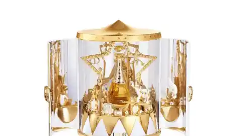 Imagen 1 de El circo de los sueños en forma cofre de perfume