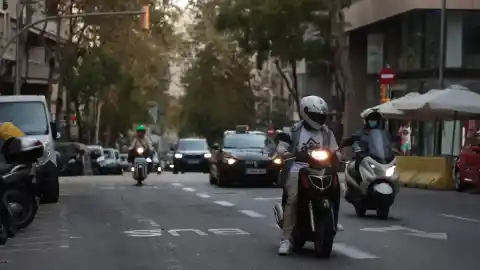 Imagen 1 de Dónde aparcar en Barcelona en fiestas: trucos para no volverse loco