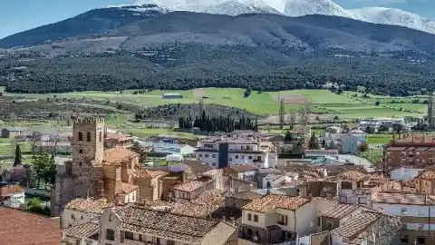 Imagen 1 de El pueblo donde se celebran las Torrezno-Campanadas: una festividad única