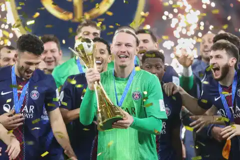 Imagen 1 de El PSG conquista la Intercontinental en los penaltis ante el Flamengo y culmina su sextete