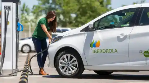 Imagen 1 de Iberdrola instala 500 nuevos puntos de recarga en los centros de producción de Airbus en España