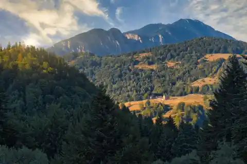 Imagen 1 de La región de los Cárpatos: Rumanía entre cultura y tradiciones