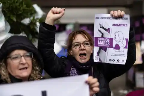 Imagen 1 de Un abismo entre sexos en los cuidados: “Si no tienes más de dos horas libres al día, tienes pobreza del tiempo”