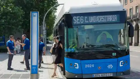 Imagen 1 de Los buses por el corte de la L6 dejarán de dar servicio de forma escalonada hasta el 23 de diciembre