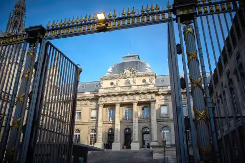 Imagen 1 de Francia estudia por primera vez su respuesta penal a la violencia machista: solo una de cada 10 denuncias acaba en condena