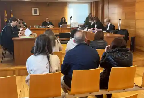 Imagen 1 de El abogado de la principal acusada de La Chaparra y nuera del tío Toni: “Es la víctima cero de la secta”