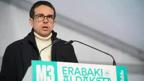 Imagen 1 de EH Bildu estudia acciones legales por las palabras del líder del PP vasco sobre su "exterminio" político