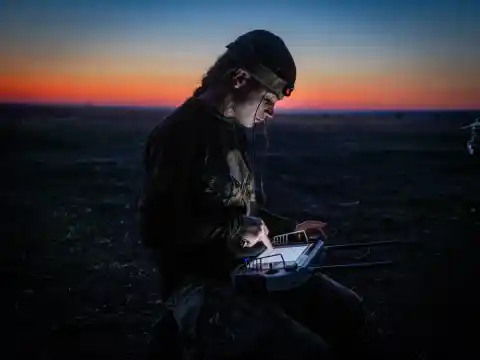 Imagen 1 de De cocinera a francotiradora: las ucranias luchan por la igualdad en el ejército