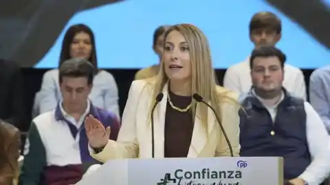 Imagen 1 de La campaña en Extremadura echa el cierre con las encuestas apuntando a un triunfo del PP y un 'choque' final con el voto por correo