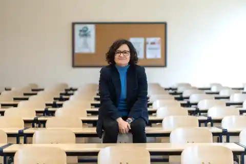 Imagen 1 de La decana universitaria de Valladolid amenazada por permitir una charla antifascista: “Esto va de democracia o totalitarismo”