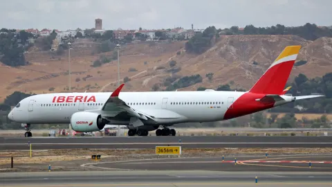 Imagen 1 de Iberia sufre un ciberataque que compromete datos personales de sus clientes