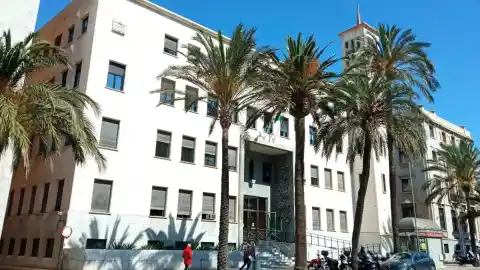 Imagen 1 de Condenado a 15 años y tres meses de cárcel el hombre que mató de "múltiples puñaladas" a la lotera de Albox para robarle