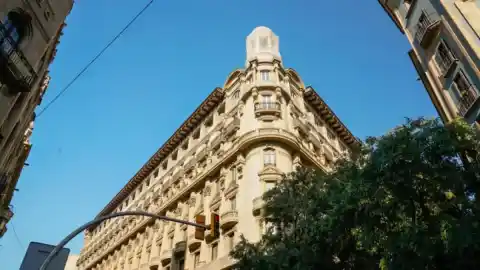 Imagen 1 de El Ayuntamiento de Barcelona compra al Estado la totalidad del edificio de Via Laietana 8-10