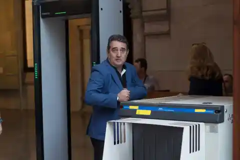 Imagen 1 de Manuel Bustos acepta seis meses de cárcel por cargar gastos privados a la Federación de Municipios