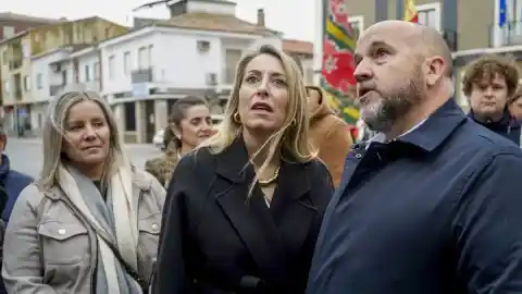 Imagen 1 de María Guardiola sostiene la sombra del pucherazo tras el robo de votos en Extremadura