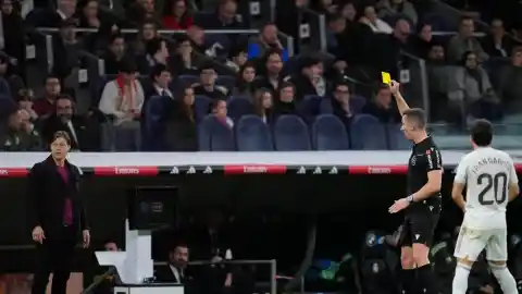 Imagen 1 de El Sevilla se indigna: “Cada año lo mismo con el arbitraje en el Bernabéu”