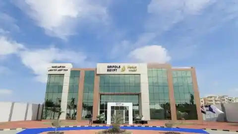 Imagen 1 de El primer paso de Grifols en África