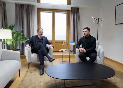 Imagen 1 de Repartir el botín antes de que la guerra termine