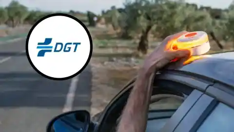 Imagen 1 de ¿Es obligatorio comprar una baliza V16 para cada vehículo? Montserrat Estaca (DGT) responde