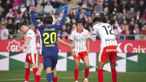 Imagen 1 de El Girona cierra un año para olvidar con un triste epílogo ante el Atlético